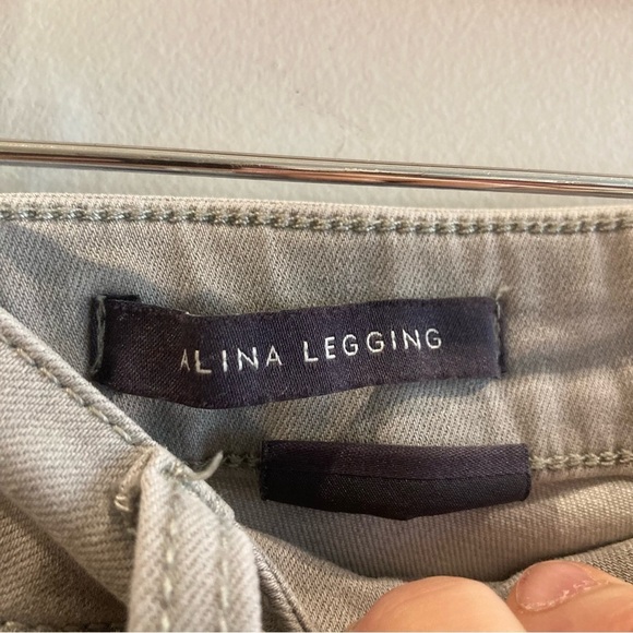 NYDJ Sz 14  Alina Jeggings High Rise Light Grey Soft Stretch Jeans - Picture 3 of 11